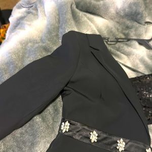 Diva Boutique. Black , Shimmer ; one sleeve / suit ; size (Large ) wore 1x
